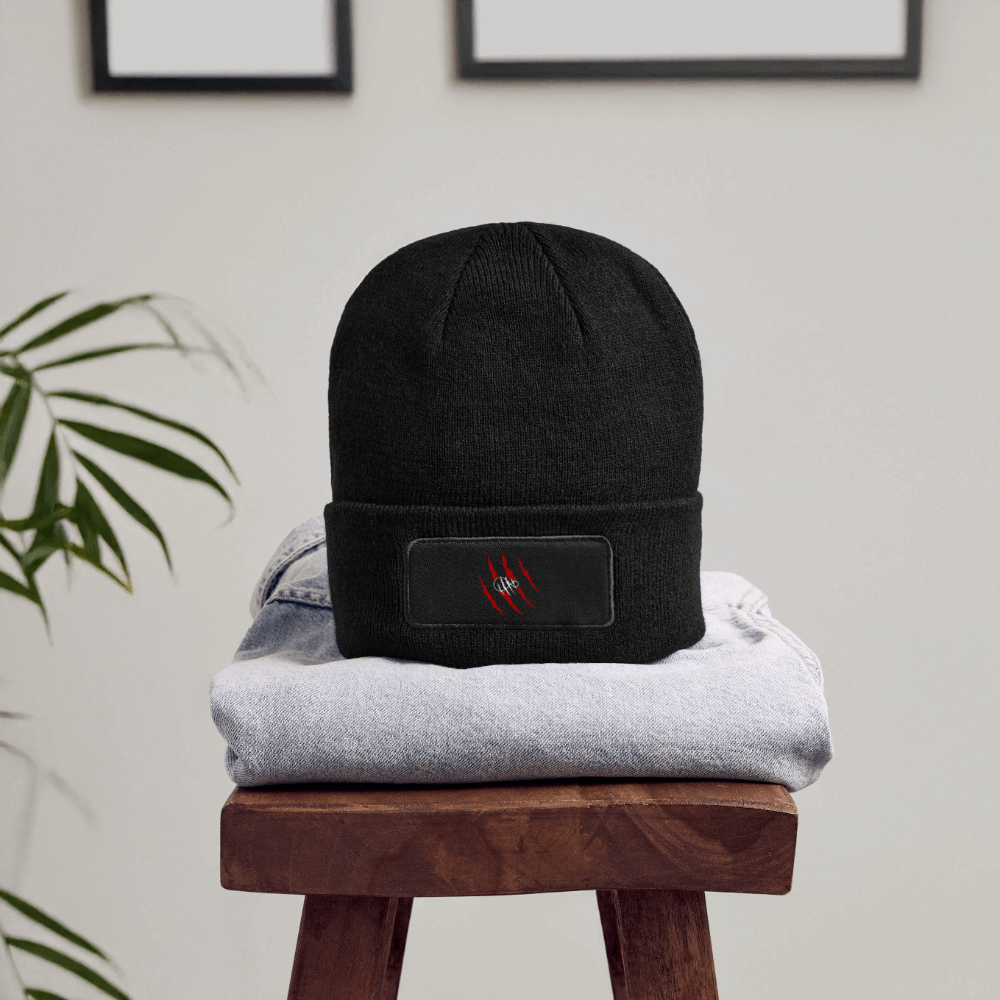 Stay Committed Patch Beanie - black